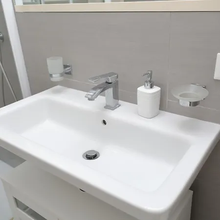 Apartment Luna Lascari
